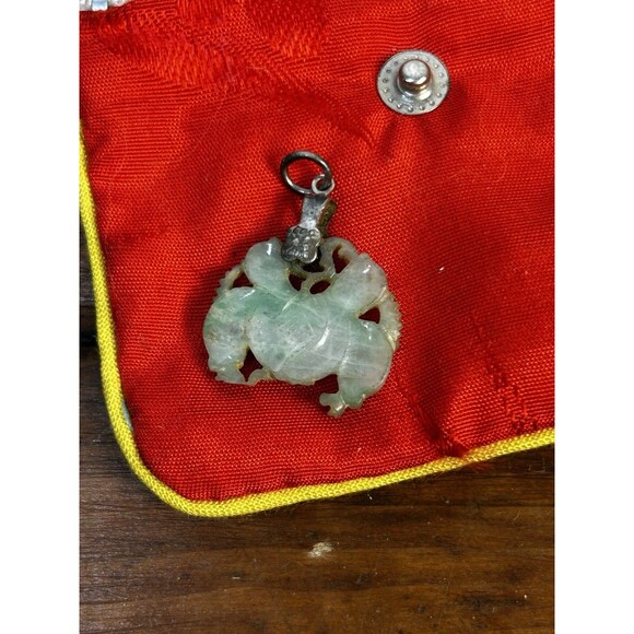 Vintage Light Green Jade Carved Pendant Charm & Satin Bag - Picture 1 of 9